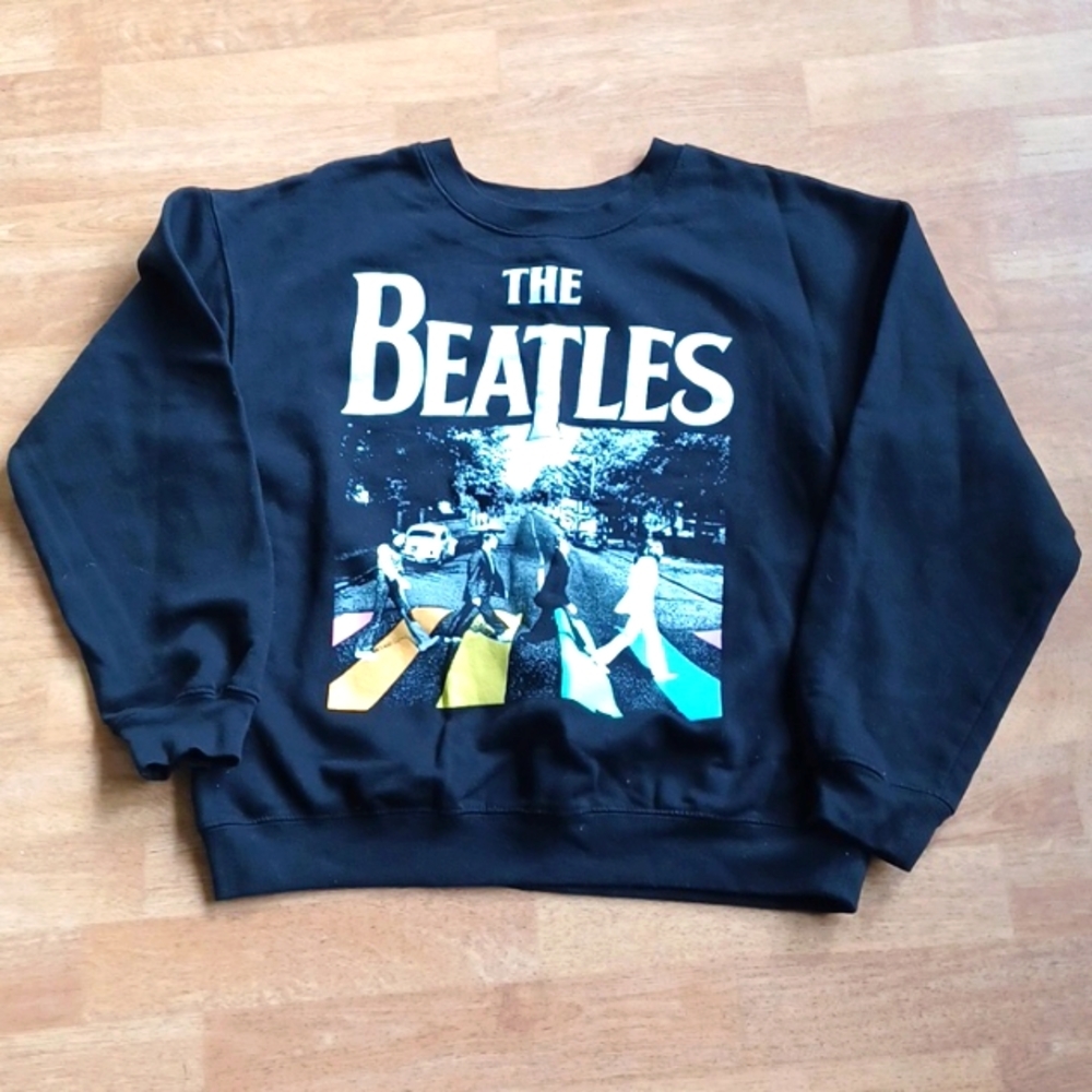 The Beatles sweatshirt junior size large  11-13 black